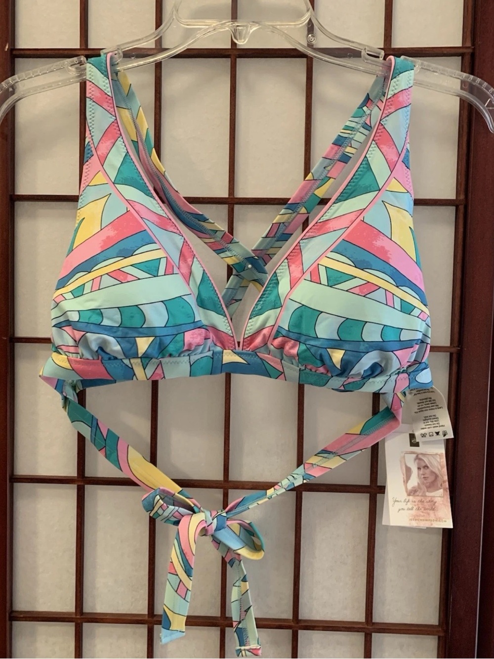NWT Jessica Simpson Pastel Pinks and Blues Criss-Cross Halter Bikini Top Size M